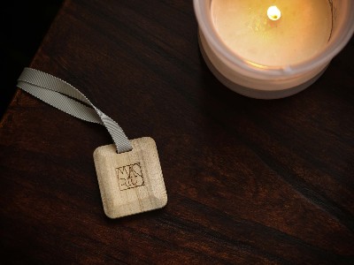 復(fù)古實木衣架17C020